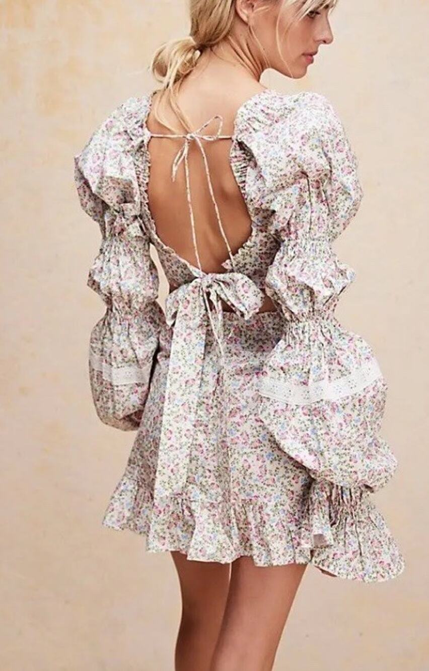 NWT For Love & Lemons Lucca Mini Dress in Ivory Floral Milkmaid Puff Sleeve Sz L